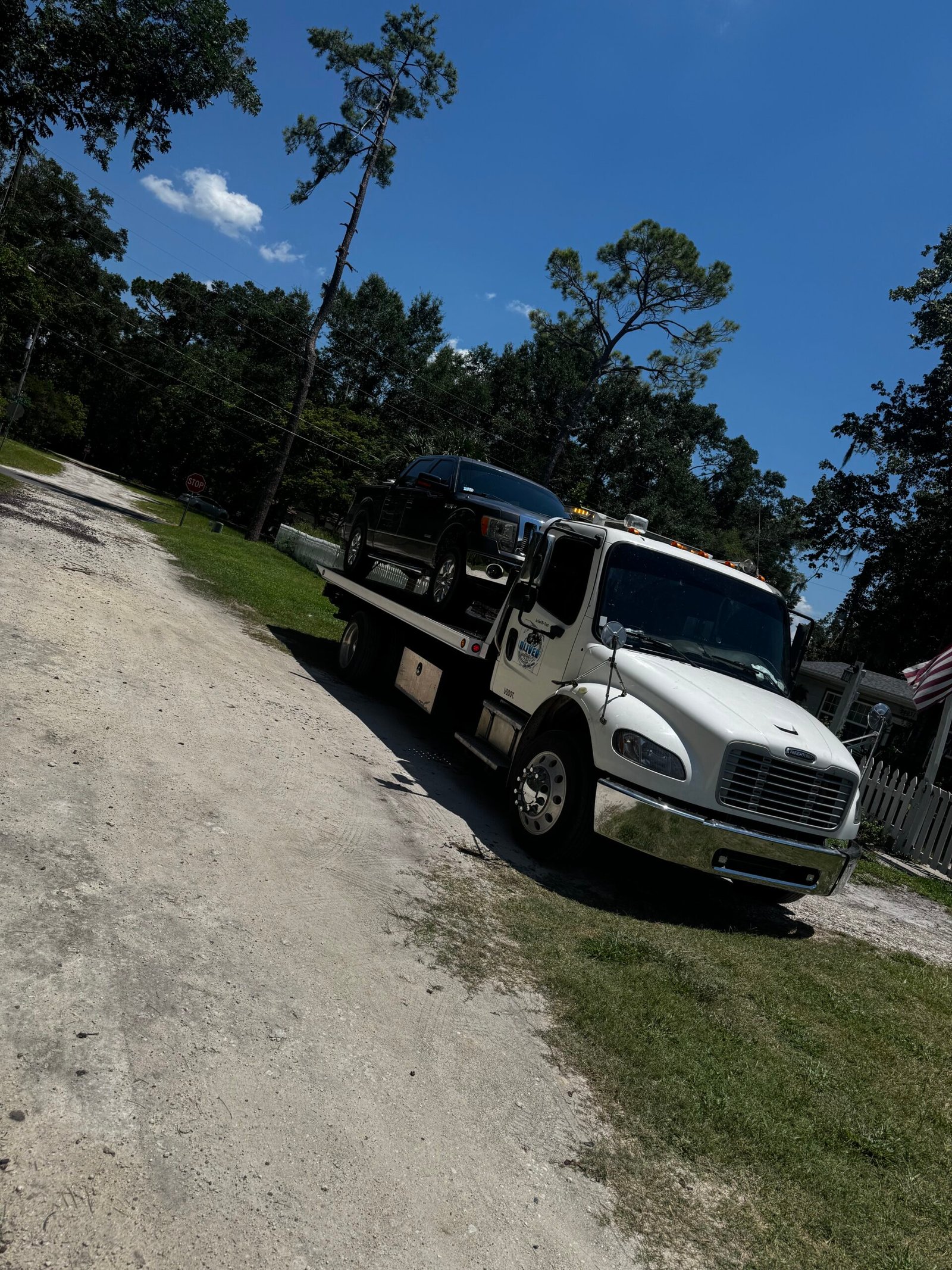 Local & long-distance towing by Airell Towing